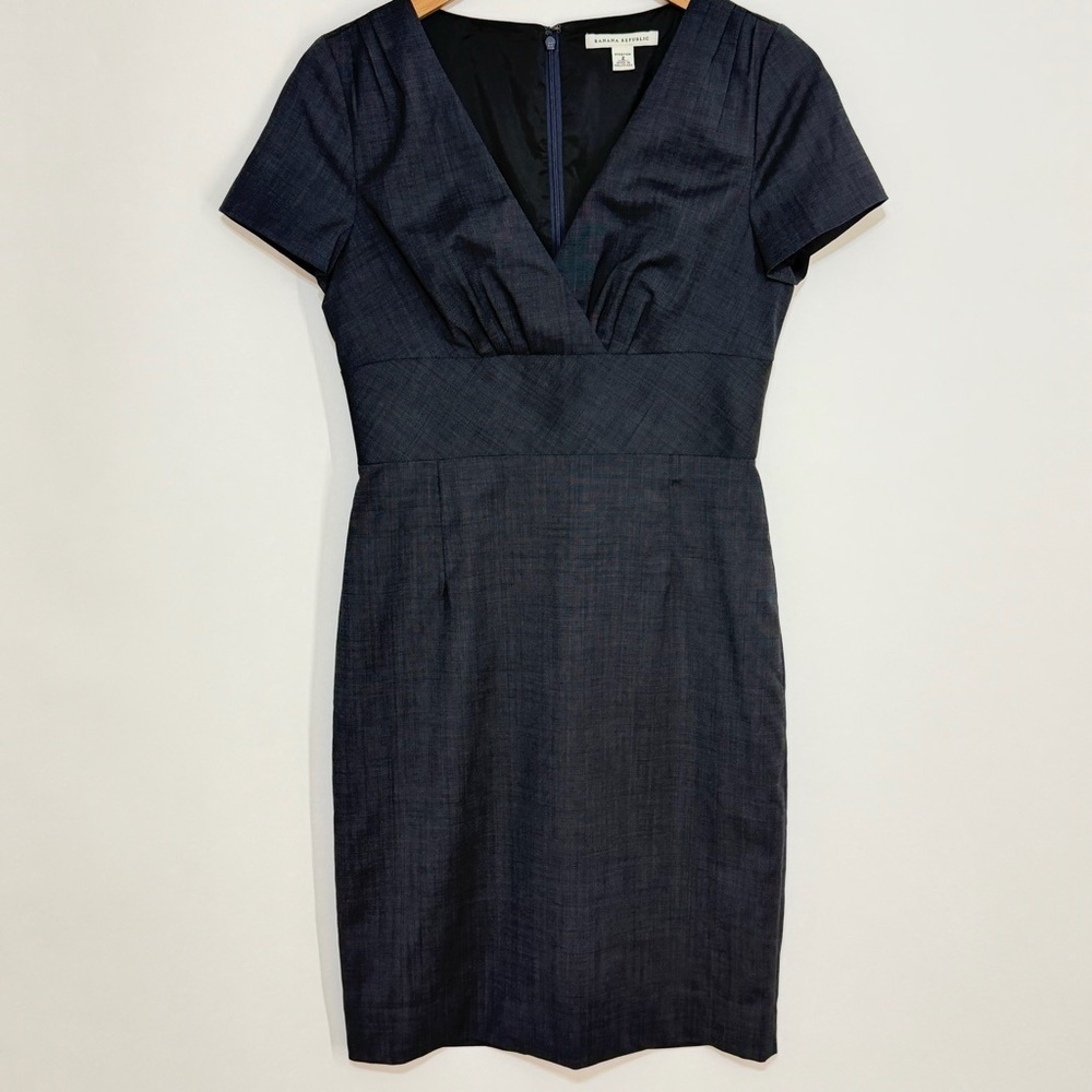 Banana Republic Wool Blend V-Neck Sheath Dress Navy Blue Size 2